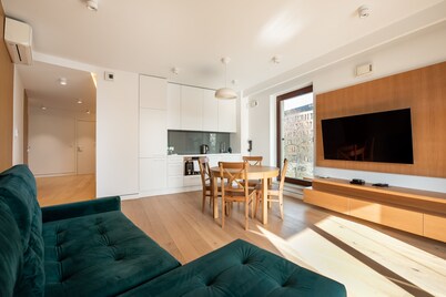 Solec Cristal Home Apartment