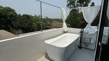 Kamar Keluarga, Beberapa Tempat Tidur, beranda | Teras/patio