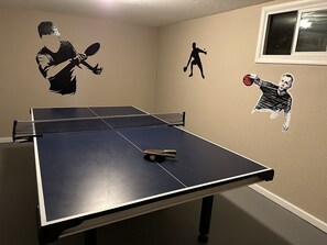 Spielezimmer