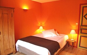 4 habitaciones, cuna de viaje, wifi gratis y ropa de cama 