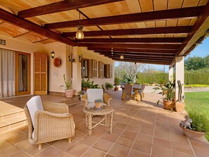 Outdoor dining - Bonita villa Can Font (Palma de Mallorca)