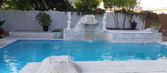 Casa de Santos B&B Cosy Cottage - close to OR Tambo Airport