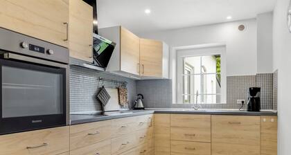 "Aliza" - 14km from the sea by Interhome