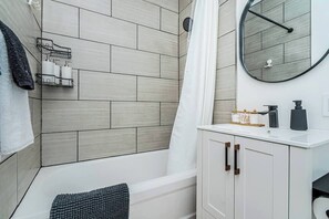 Shower, hair dryer, towels, shampoo - Dahlia Suite I Steps to Bay, Shops, Food + More (Coronado)