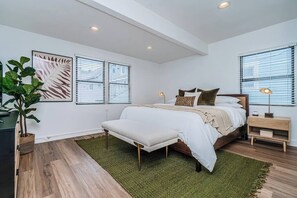 2 chambres, fer et planche à repasser, lit de bébé portatif, Wi-Fi