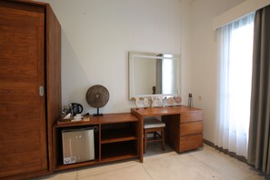 Villa, 1 soverom, ved basseng | Klesskap