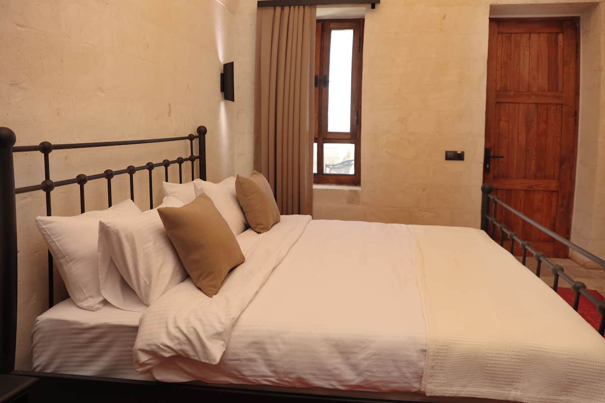 1 habitación, ropa de cama de alta calidad y minibar