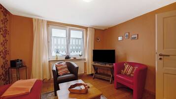 Tv, dvd-afspiller, stereoanlæg