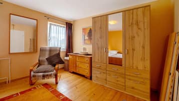 2 Schlafzimmer, Bügeleisen/Bügelbrett, kostenloses WLAN, Bettwäsche