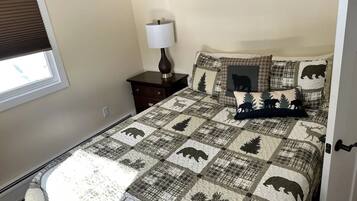 2 bedrooms, bed sheets