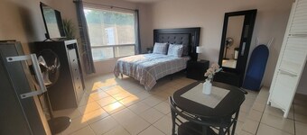 Beautiful & Comfortable Studio