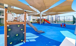 Zona de jocs infantil: a l'aire lliure