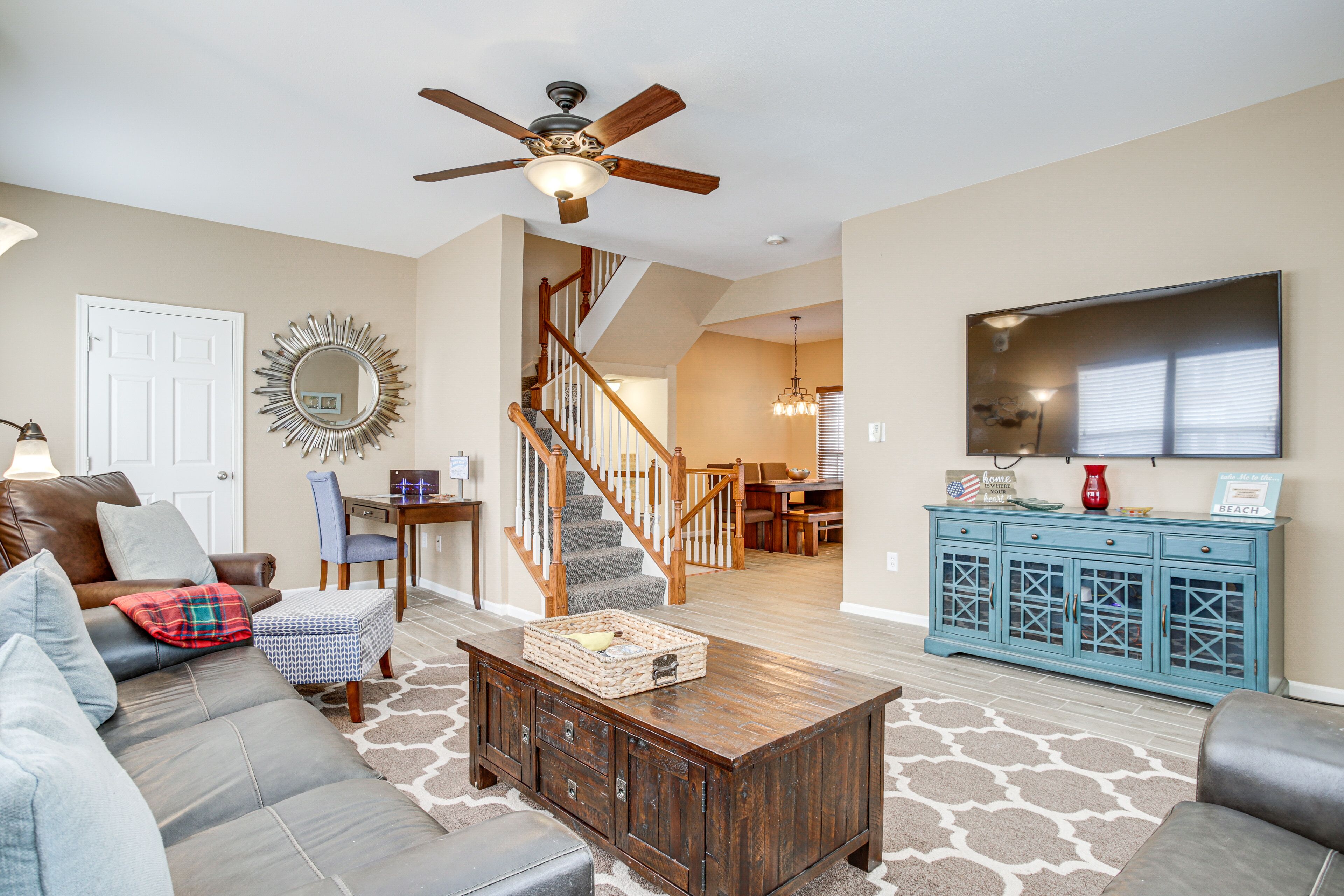Millville Townhome: 3 Mi to Bethany Beach!