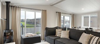 Modern Lodge nr Ilfracombe & Beaches