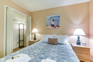 2 Schlafzimmer, Schreibtisch, BĂŒgeleisen/BĂŒgelbrett, Internetzugang