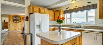 Sky Islands Retreat in Rodeo w/ Mountain Views!