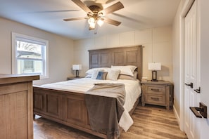 3 bedrooms, internet, bed sheets