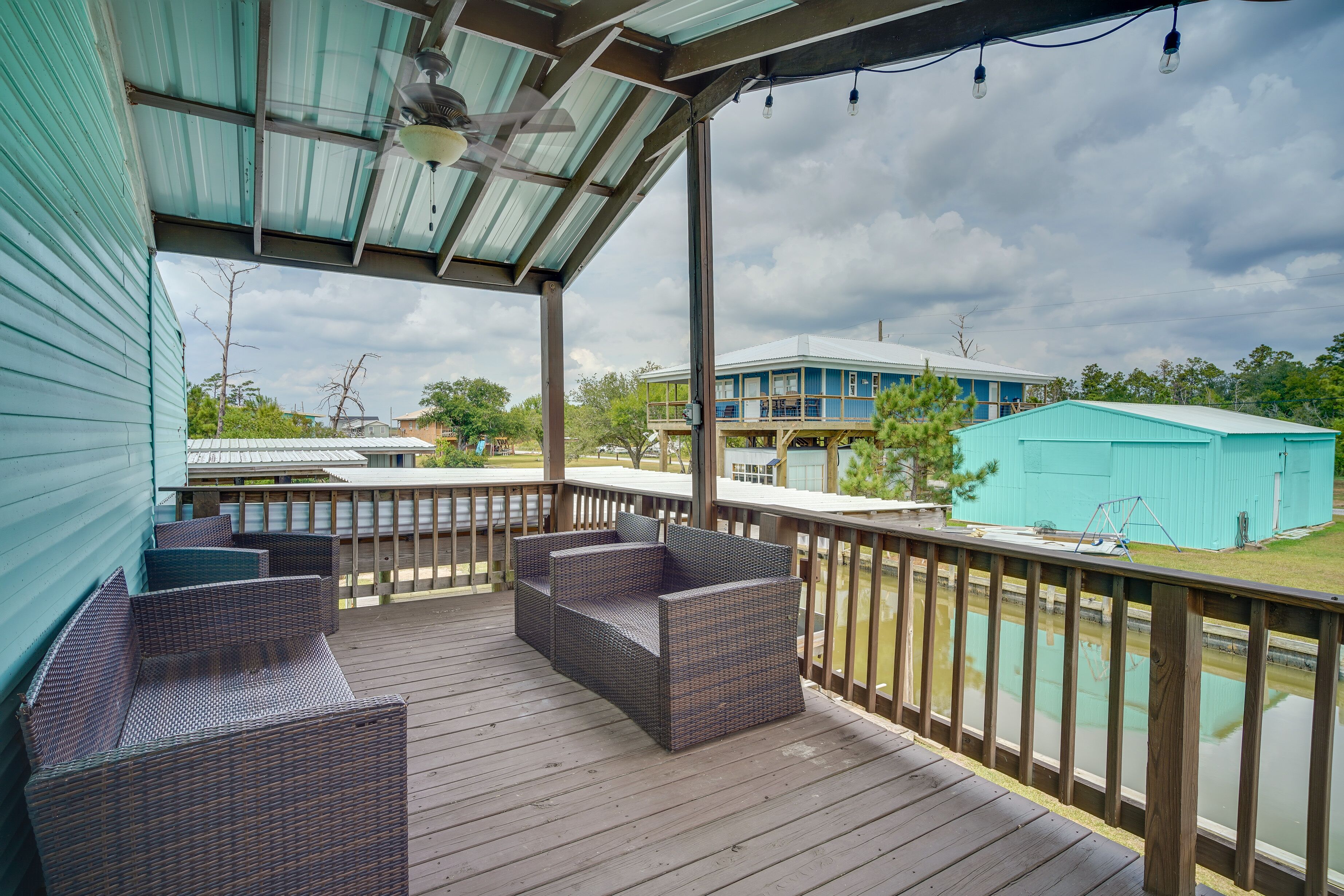 Charming Home w/ Dock, Near Downtown Lake Charles!