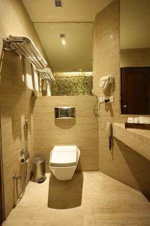 Superior Room | Bathroom