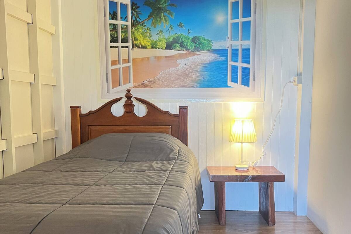 Single Room, Shared Bathroom | WiFi (free), bed sheets