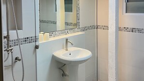 Ảnh chưa phân loại, 3 trong số 9 ảnh, nút