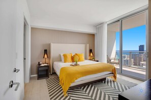 3 Schlafzimmer, Schreibtisch, Bügeleisen/Bügelbrett, Reisekinderbett