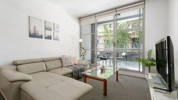 Televisión, oficina