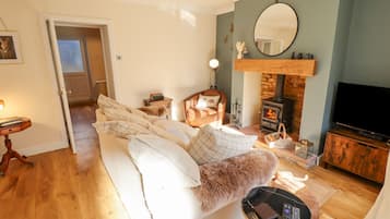 2 Schlafzimmer, individuell dekoriert, individuell eingerichtet