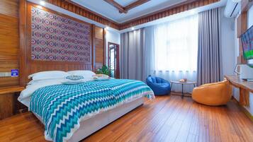 2 habitaciones, escritorio, insonorización y wifi gratis