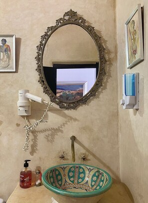 Economy Room | Bathroom | Slippers - Bab El Fen  (Tangier)