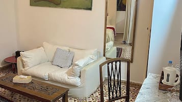 Quarto casal ou duplo | Cortinas blackout, ferros/tábuas de passar roupa, Wi-Fi de cortesia