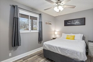 2 bedrooms, iron/ironing board, WiFi, bed sheets