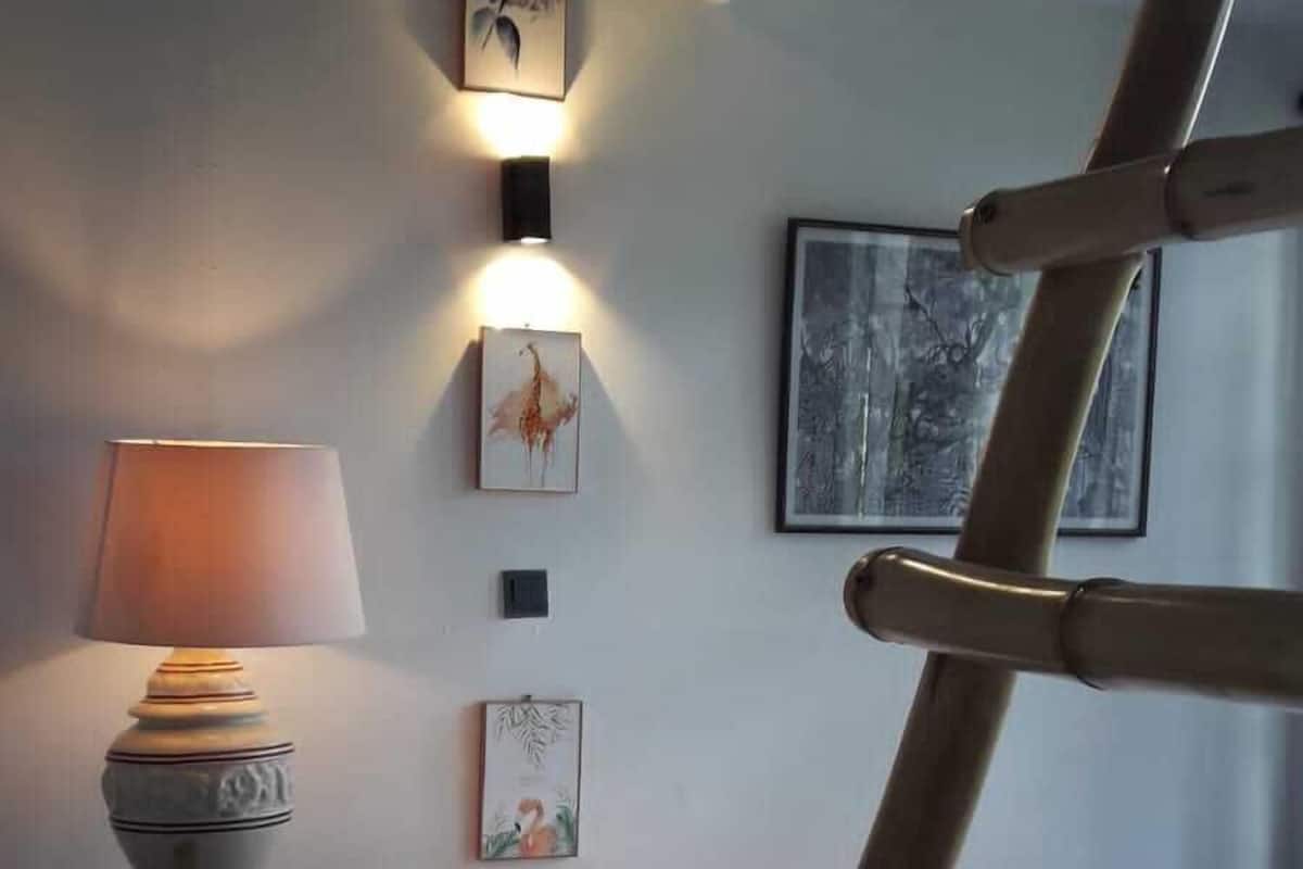 Nhà trên cây Tiêu chuẩn | 2 phòng ngủ, bộ đồ giường cao cấp, trang trí khác biệt