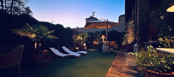 18th century residence with garden and sauna, close to the Navigli District