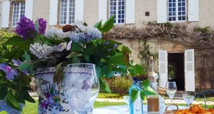 Renovated and luxurious Steward's House of stunning castle. Ideal for families.