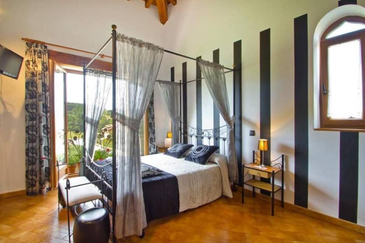 Quadrupla Superior, idromassaggio | 1 camera, copriletto in piuma, materassi in memory foam