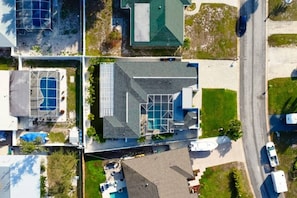 Exterior - Siesta Key Modern Villa Retreat with Heated Pool & Spa (Sarasota)