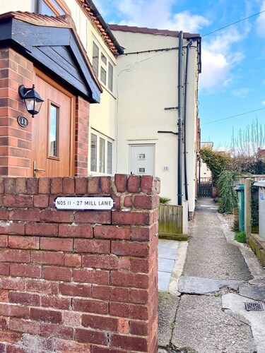 Unique Cosy Cottage In Sherwood Forest