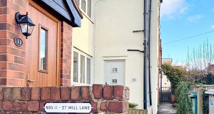 Unique Cosy Cottage In Sherwood Forest