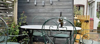 Unique Cosy Cottage In Sherwood Forest