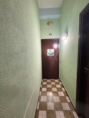 單棟房屋, 4 間臥室, 吸煙房, 露台 | 內部