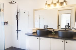 Ferienhaus, 4 Schlafzimmer | Badezimmer | Handtücher, Shampoo