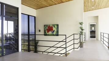 House, 4 Bedrooms | Interior