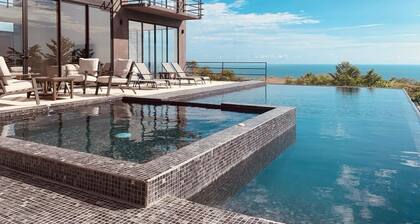 Prime Hermosa: Ocean View Villa w/ Infinity Pool by RedAwning