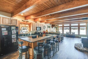 Cottage (4 Bedrooms) | Interior