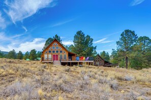 House (3 Bedrooms) | Interior - Mountain Home w/ Deck: 1 Mi to Angel Fire Resort! (Angel Fire)