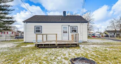 Tonawanda Home ~ 14 Mi to Niagara Falls State Park