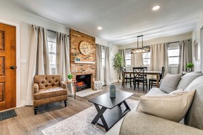 House (2 Bedrooms) | Interior