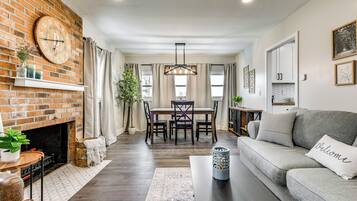 Nhà (2 Bedrooms) | Nội thất