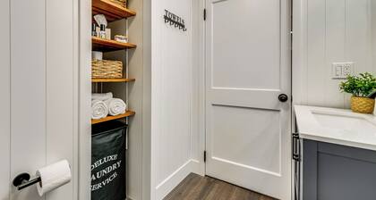 Tonawanda Home ~ 14 Mi to Niagara Falls State Park